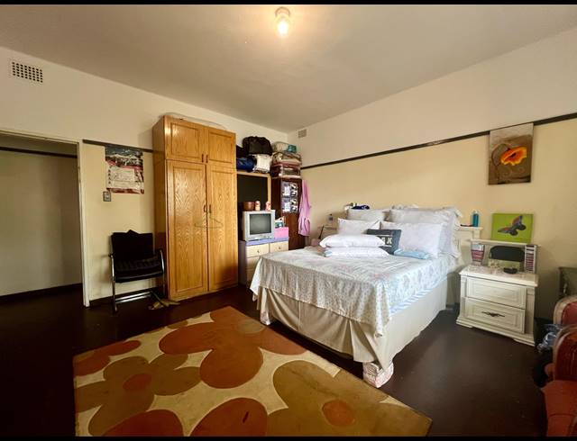 420M² APARTMENT BLOCK FOR SALE IN ROSETTENVILLE